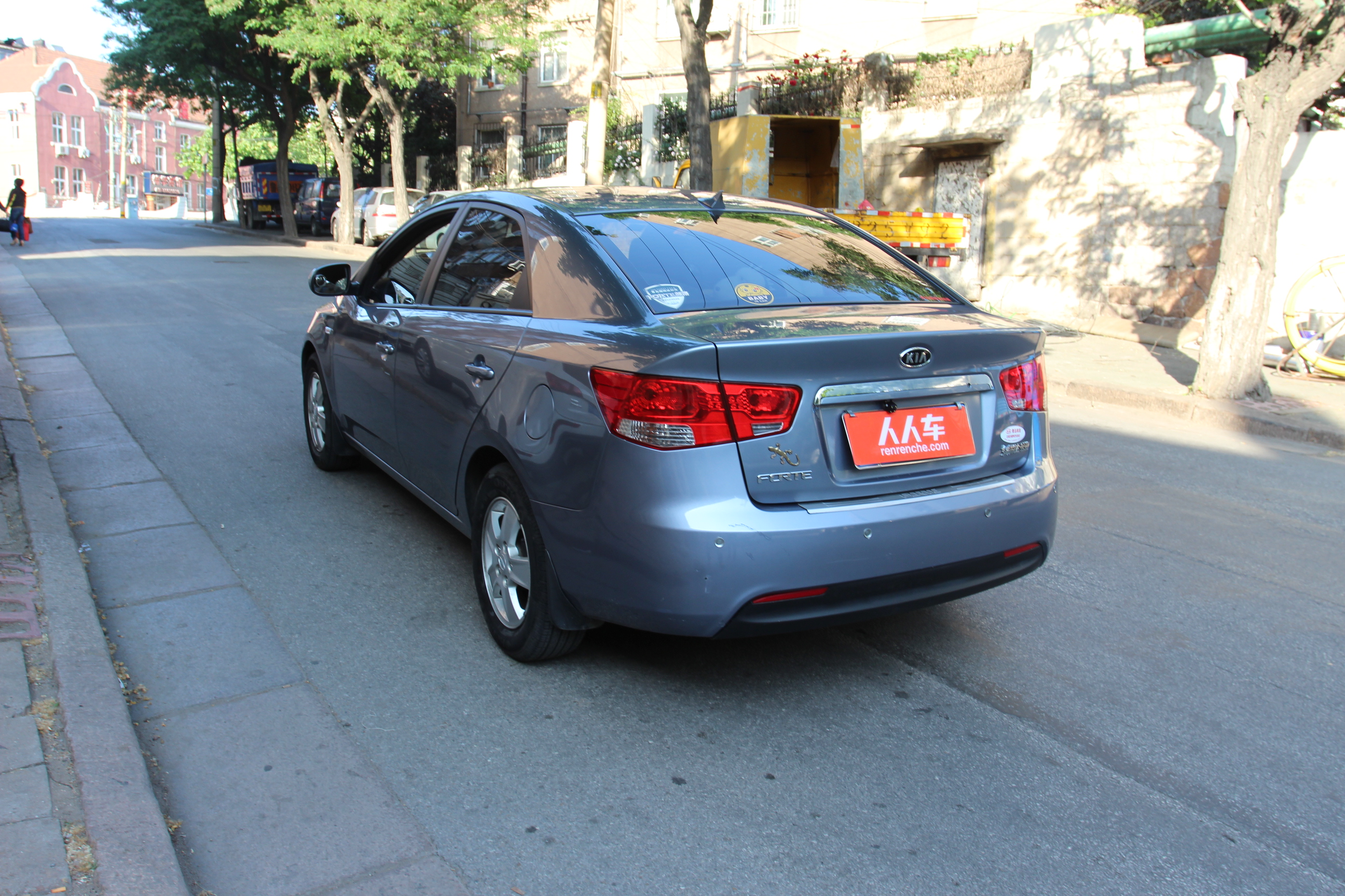 起亚-福瑞迪 2011款 1.6l 自动 gl